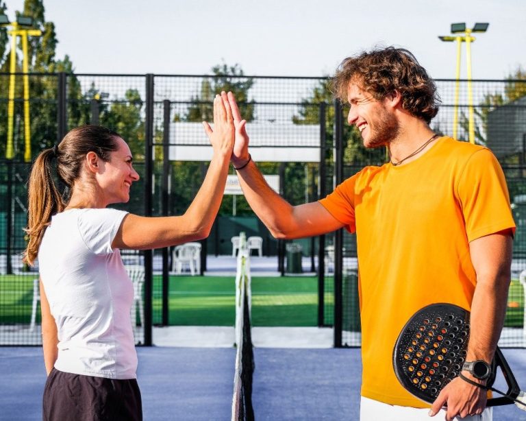 Willkommen bei der Ersten Padelschule Augsburg – Dein Einstieg in den Padel-Sport!